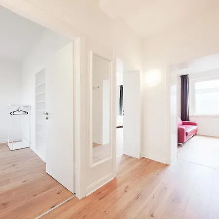 Tolstov - 3 - Kitchen - Balcony - 5 Min To Messe Dus Düsseldorf