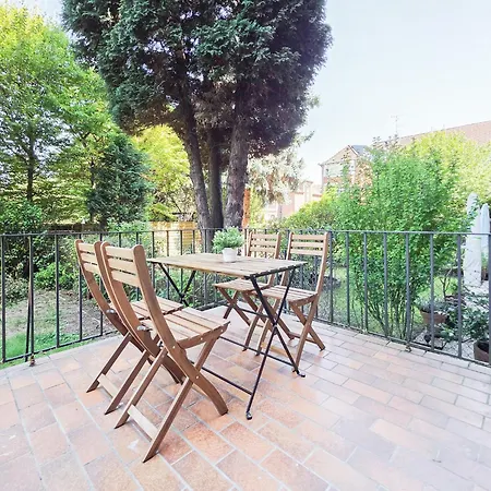 Tolstov - 3 - Kitchen - Balcony - 5 Min To Messe Dus *