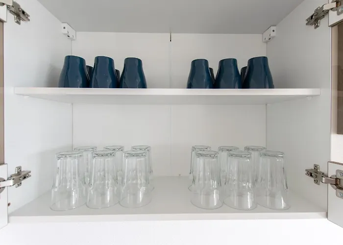 Apartman Tolstov - 3 - Kitchen - Balcony - 5 Min To Messe Dus