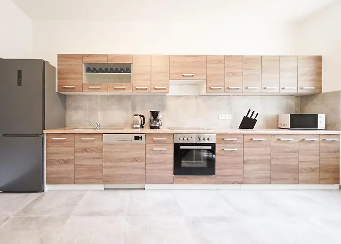 Apartman Tolstov - 3 - Kitchen - Balcony - 5 Min To Messe Dus Düsseldorf