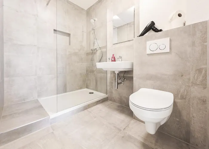 Apartamento Tolstov - 3 - Kitchen - Balcony - 5 Min To Messe Dus Düsseldorf