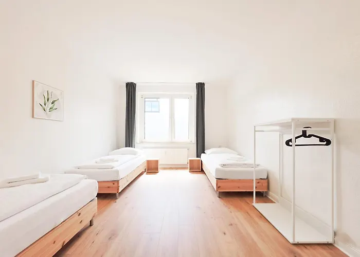 Tolstov - 3 - Kitchen - Balcony - 5 Min To Messe Dus * دوسلدورف